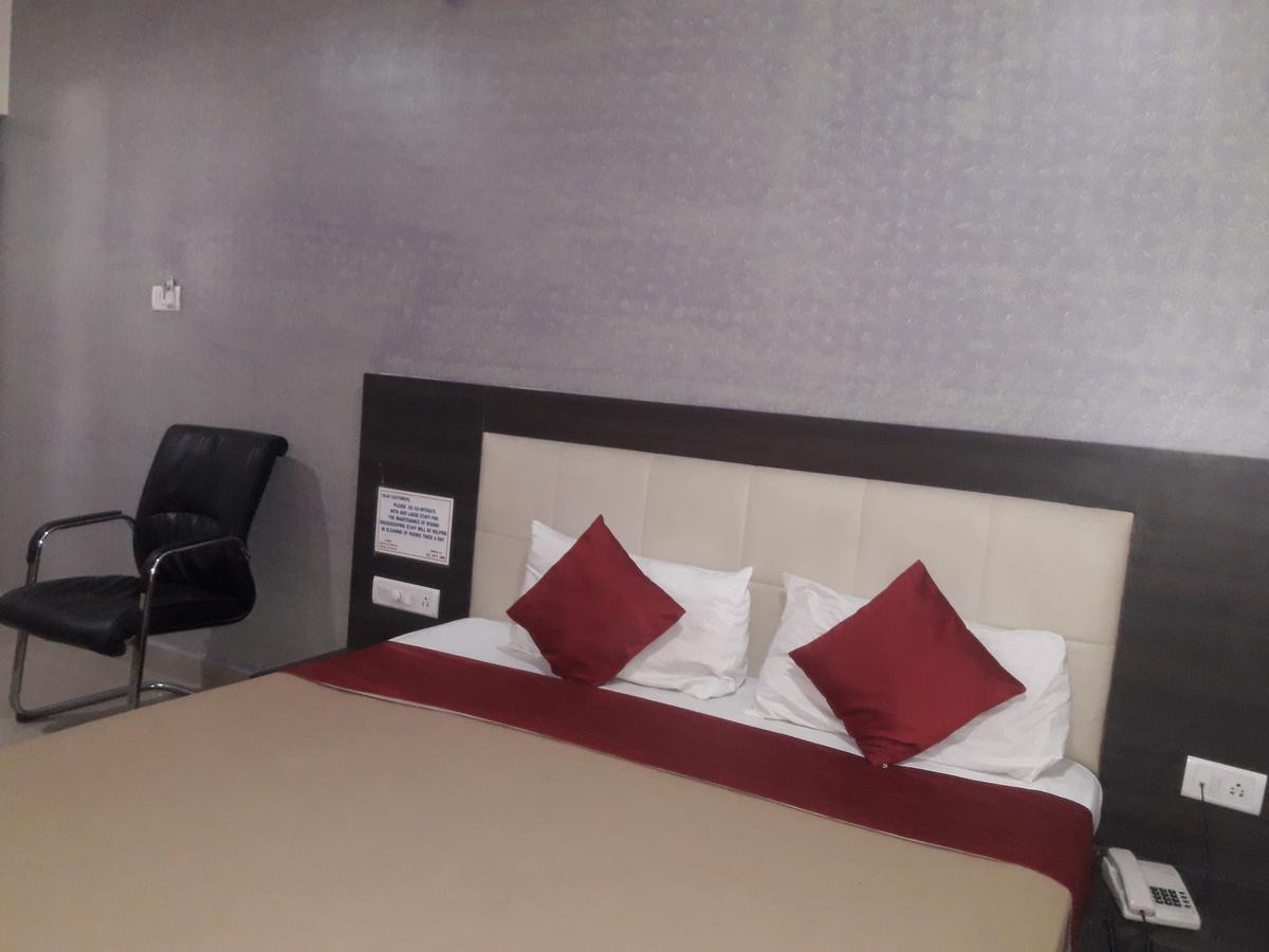 Hotel Vijaya Lakshmi Residency Bengalúr Exteriér fotografie