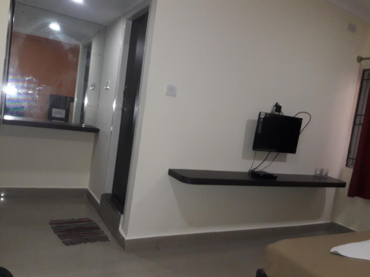 Hotel Vijaya Lakshmi Residency Bengalúr Exteriér fotografie
